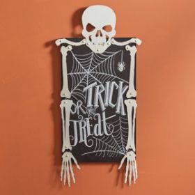 Spooky Skeleton Trick - or - Treat Wall Sign